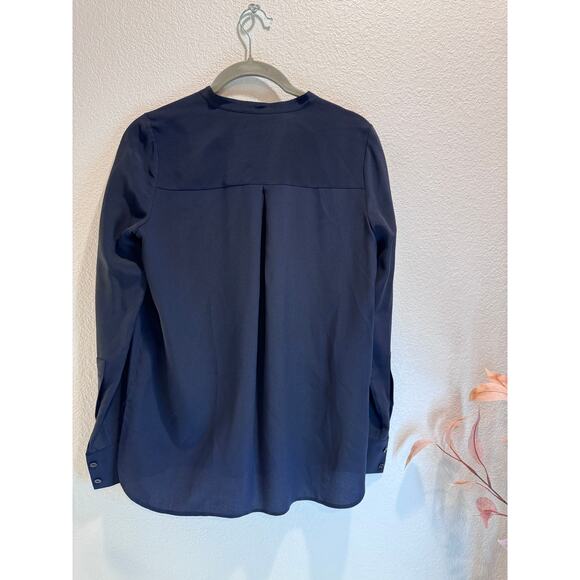 Vince 100% Silk Blouse Navy Blue Women's 00 Minimalist Office Career Long Sleeve - Picture 2 of 5
